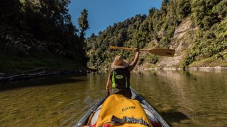 Canoeing on the Whanganui River with Blazing Paddles -Visit Ruapehu.jpg